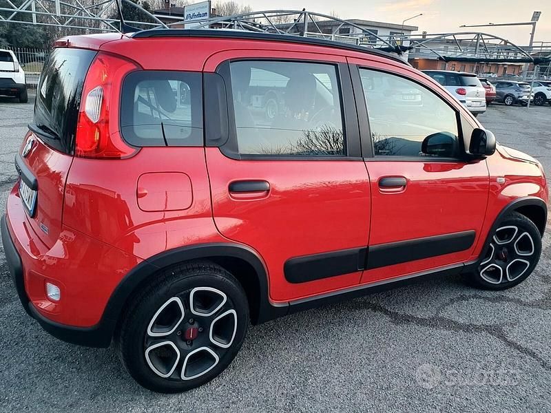 Usata Fiat Panda City Life 69 CV (50 kW) 2022 Rosso Utilitaria