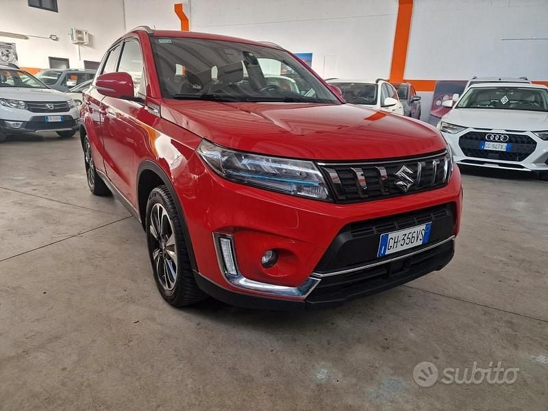Usata Suzuki Vitara 129 CV (94 kW) 2021 Rosso SUV