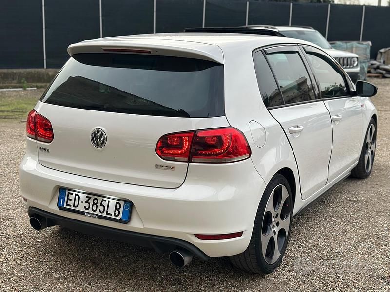 Usata VW Golf VI GTI 210 CV (154 kW) 2011 Bianco Utilitaria