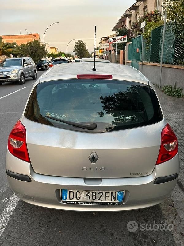 Usata Renault Clio II 2007 Utilitaria