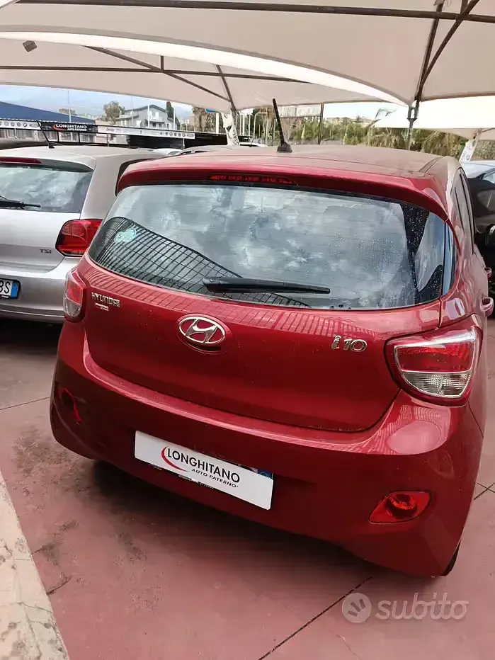 Usata Hyundai i10 Classic 66 CV (48 kW) 2014 Rosso Utilitaria