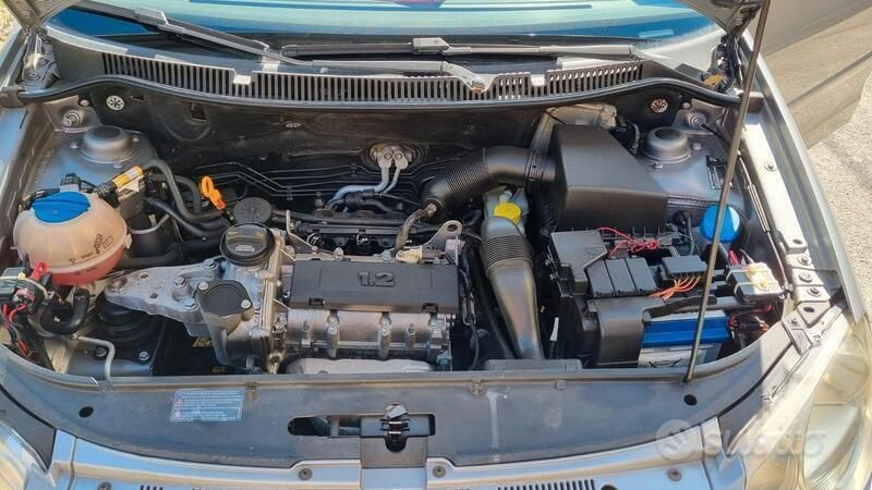Grigio Usata 2009 VW Polo Due volumi | 3000 € (Super prezzo) - Immagine 1/2
