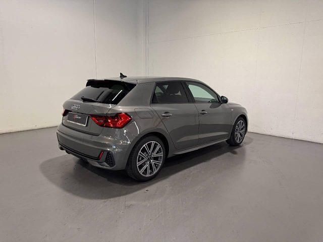 Nuova Audi A1 Sportback S-Line 116 CV (85 kW) 2025 Grigio chronos metallizzato Utilitaria