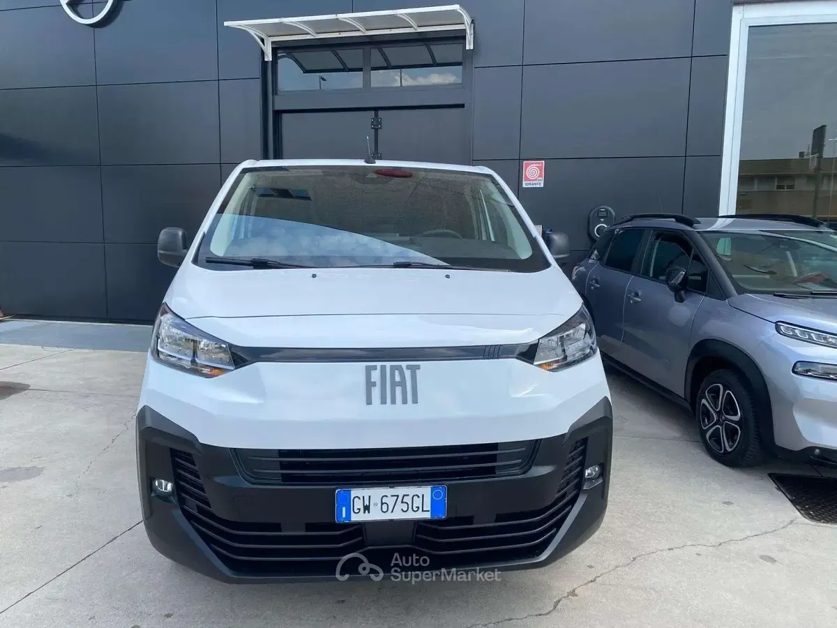Begagnad Fiat Scudo 144 HK (105 kW) 2024 Vit Van