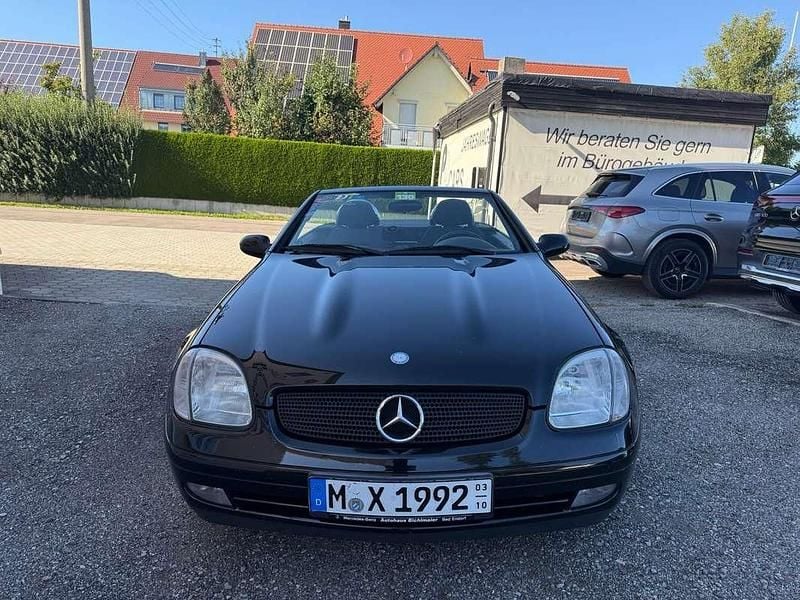 Usata Mercedes SLK230 193 CV (141 kW) 1999 Nero Cabrio