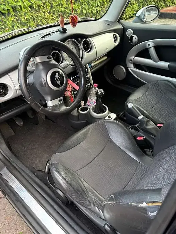Usata Mini Cooper 116 CV (85 kW) 2002 Utilitaria
