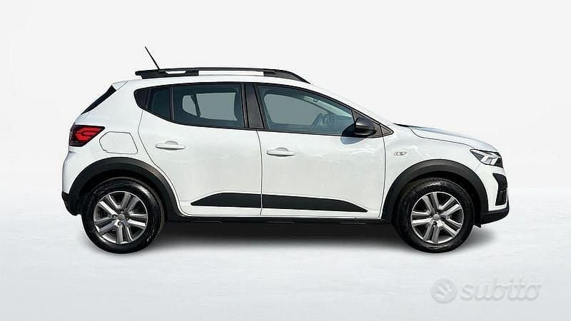 Usata Dacia Sandero Expression 101 CV (74 kW) 2023 Bianco Berlina