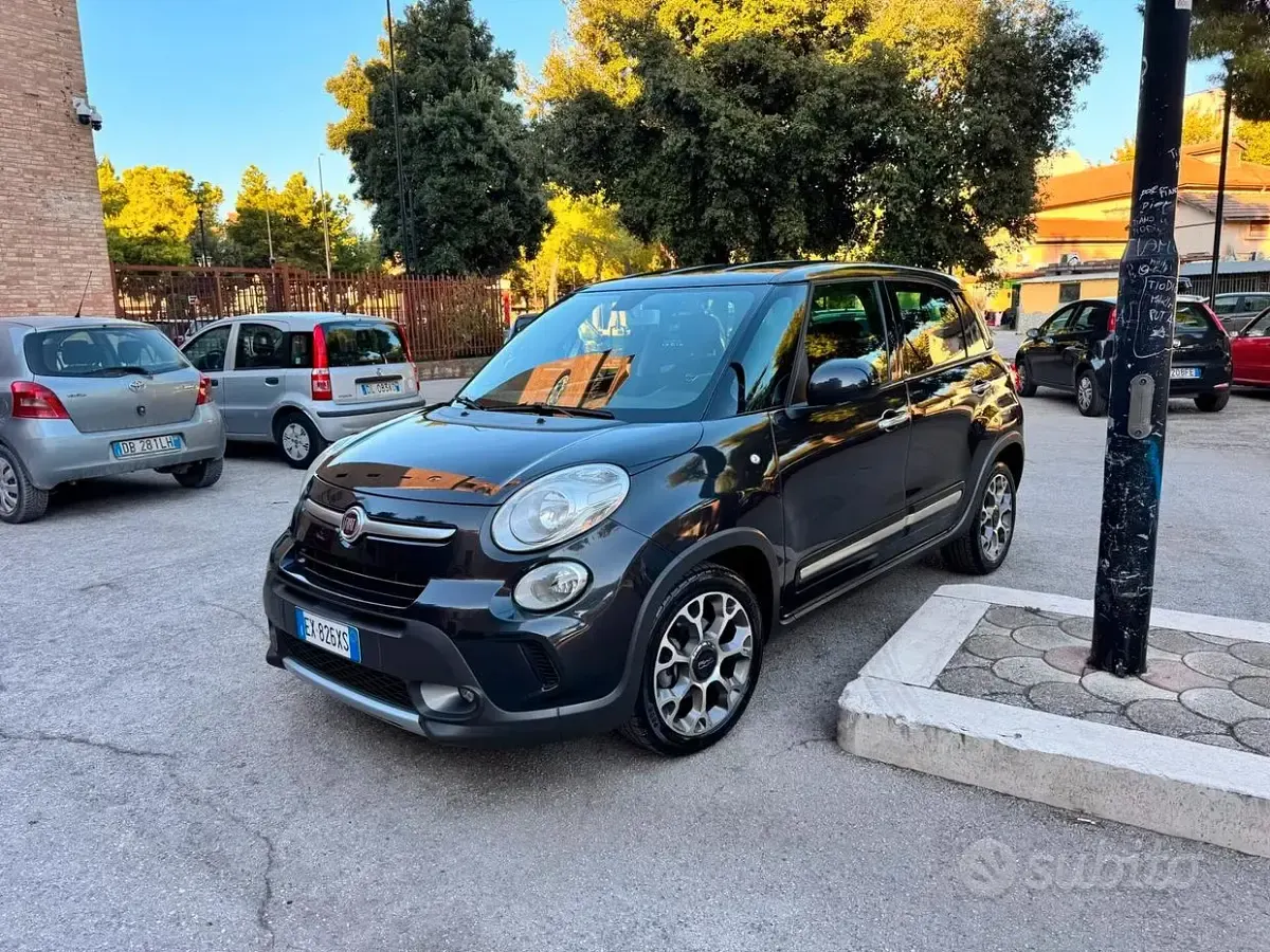 Usata Fiat 500L Trekking 105 CV (77 kW) 2013 Grigio Monovolume