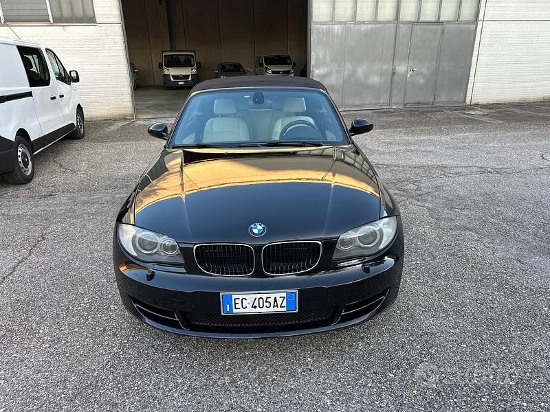 Usata BMW 120 Cabriolet Efficient Dynamics 177 CV (130 kW) 2010 Other Cabrio