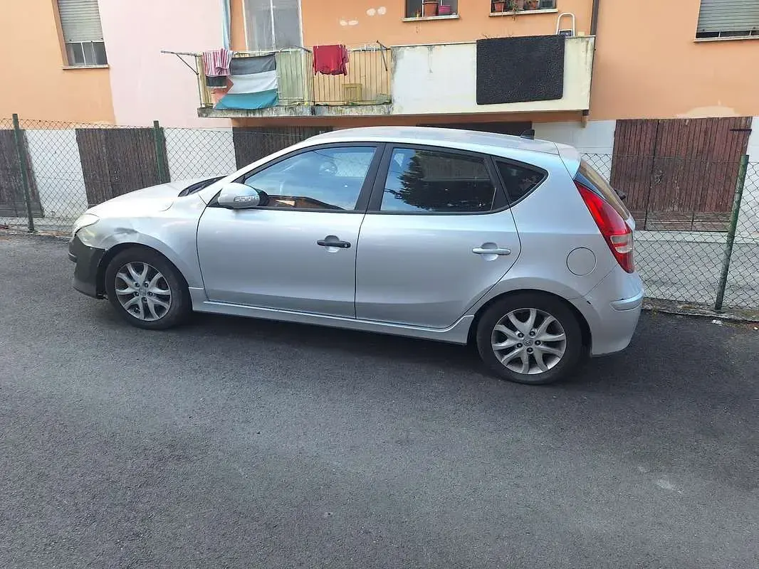Usata Hyundai i30 Dynamiq 116 CV (85 kW) 2010 Berlina
