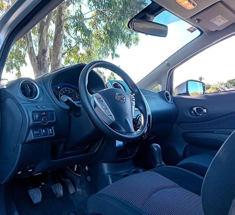 Usata Nissan Note Acenta 90 CV (66 kW) 2014 Argento Monovolume