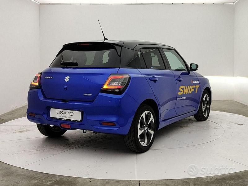 Usata Suzuki Swift 2024 Blu Utilitaria