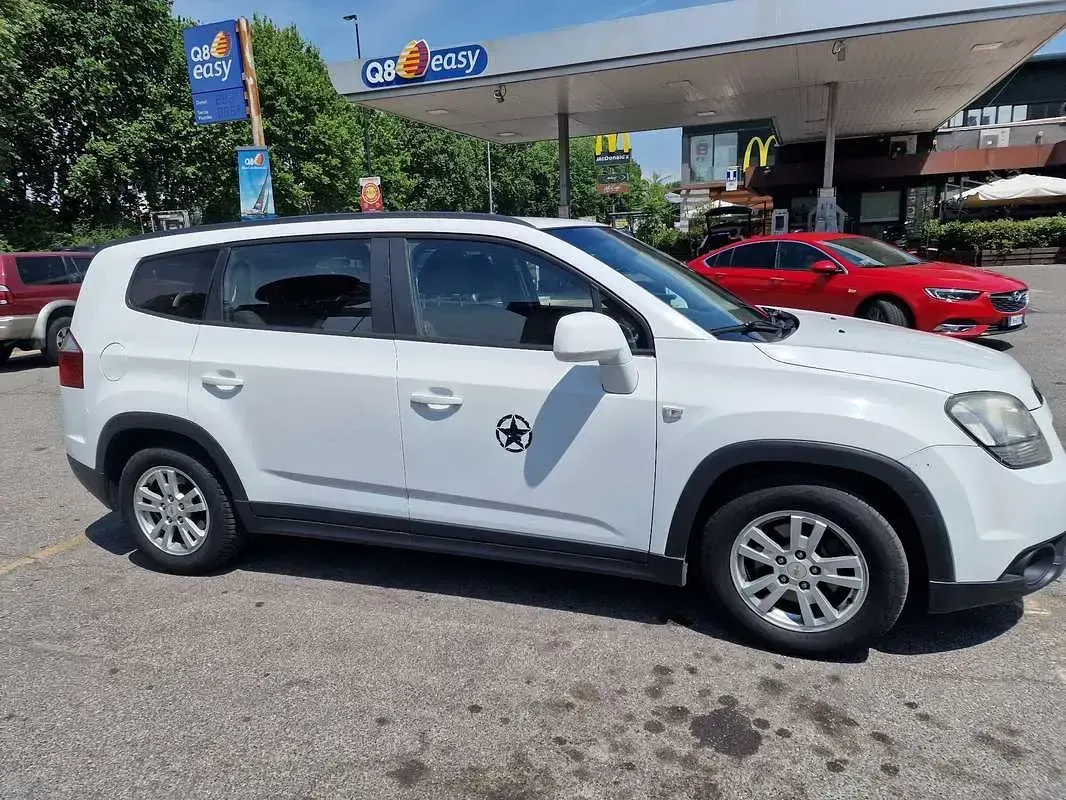 Usata Chevrolet Orlando LT 131 CV (96 kW) 2013 Bianco Monovolume