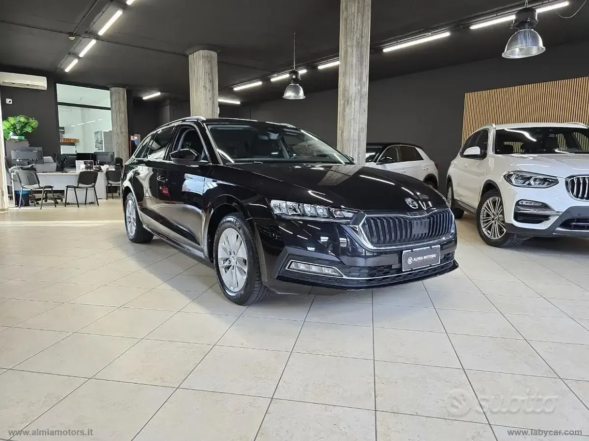 Usata Skoda Octavia 116 CV (85 kW) 2024 Nero Station wagon