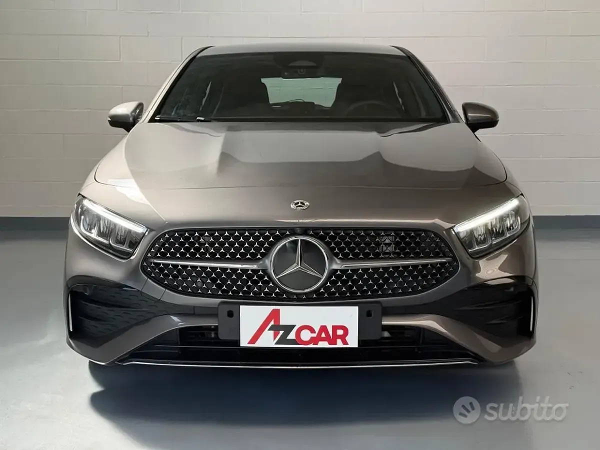 Usata Mercedes A200 Advanced Plus 163 CV (119 kW) 2025 Grigio montana Berlina