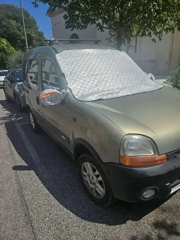 Usata Renault Kangoo Privilege 95 CV (69 kW) 2002 Verde Monovolume