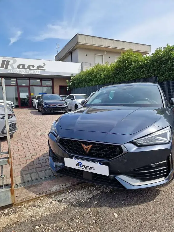 Usata Cupra Leon 150 CV (110 kW) 2023 Grigio Berlina