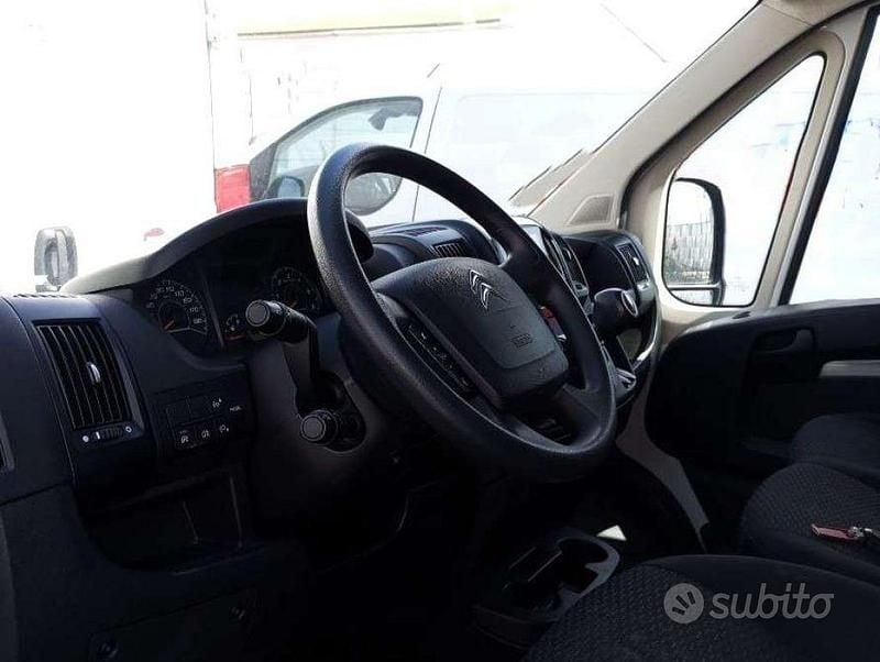 Usata Citroën Jumper 140 CV (102 kW) 2023 Bianco Monovolume