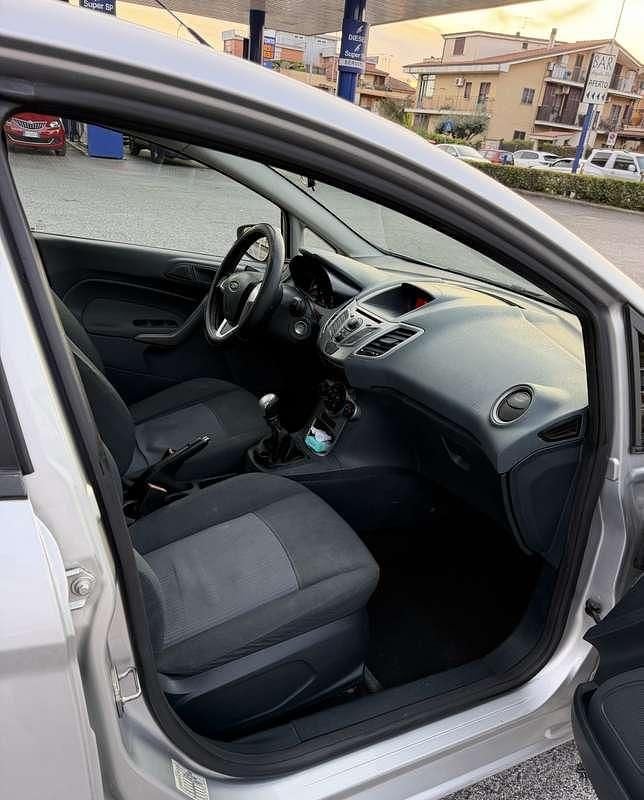 Usata Ford Fiesta Titanium 82 CV (60 kW) 2012 Utilitaria
