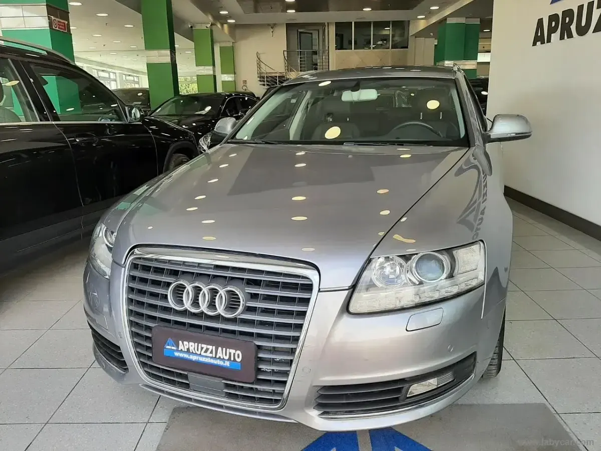 Usata Audi A6 190 CV (139 kW) 2011 Gray Station wagon