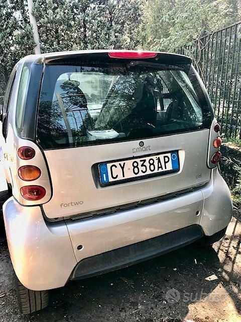 Grigio Usata 2005 Smart ForTwo Coupé Passion Coupé | 3500 € (Buon prezzo) - Immagine 1/4
