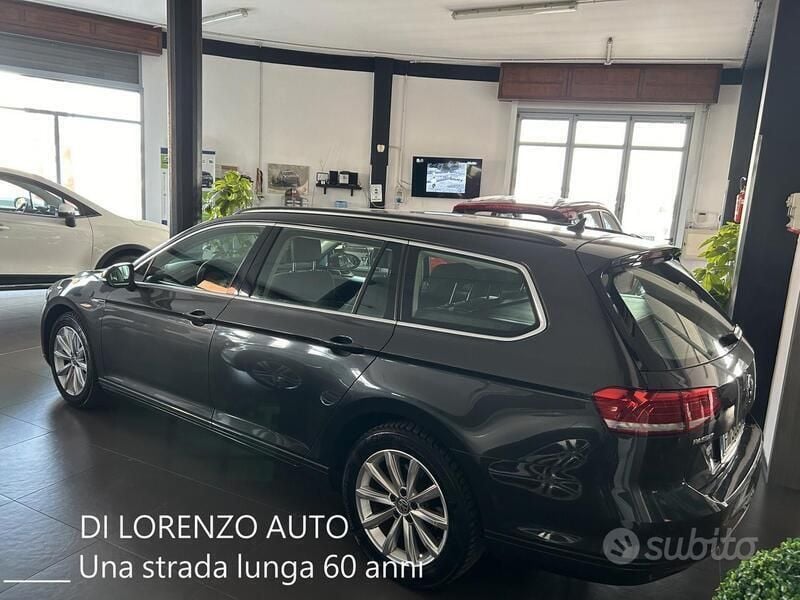 Usata VW Passat Business 240 CV (176 kW) 2017 Nero Station wagon