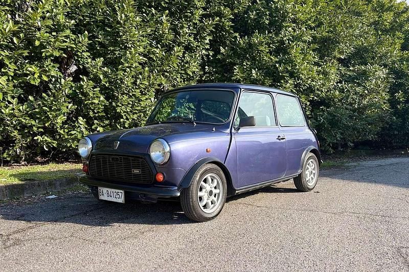 Usata Rover Mini 41 CV (30 kW) 1990 Blu/azzurro Utilitaria