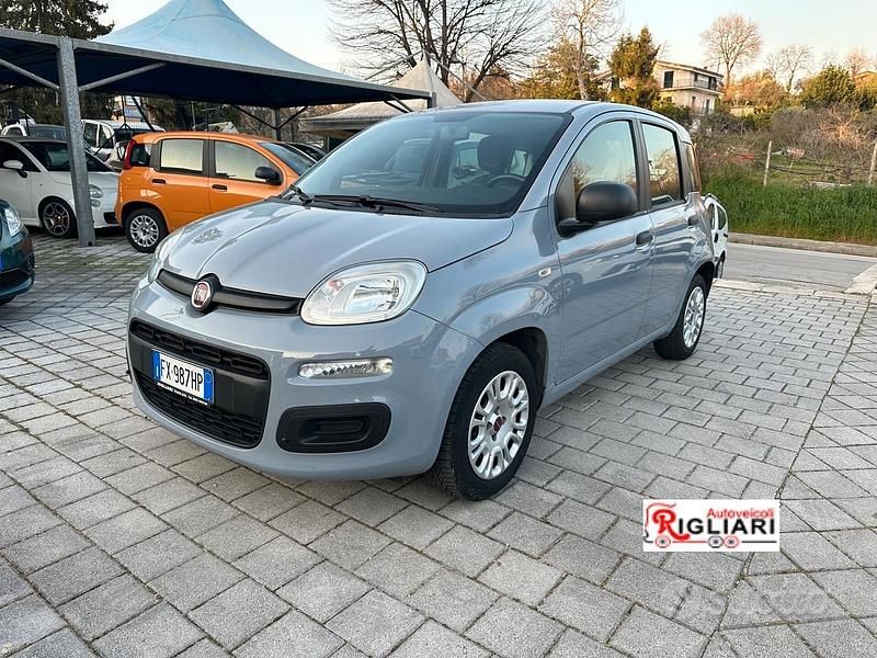 Usata Fiat Panda Connect 69 CV (50 kW) 2019 Blu Utilitaria