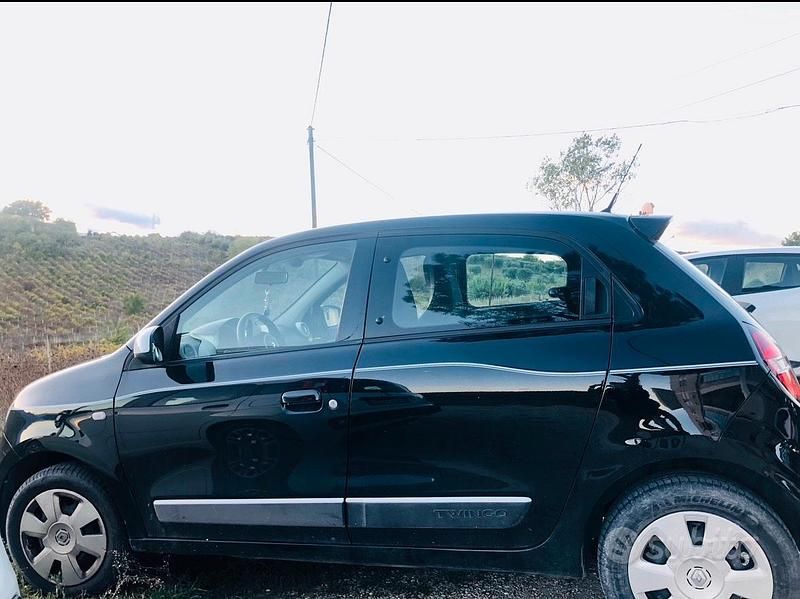 Usata Renault Twingo SE 71 CV (52 kW) 2016 Nero Utilitaria