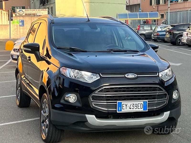 Usata Ford Ecosport Titanium 111 CV (81 kW) 2015 Nero SUV