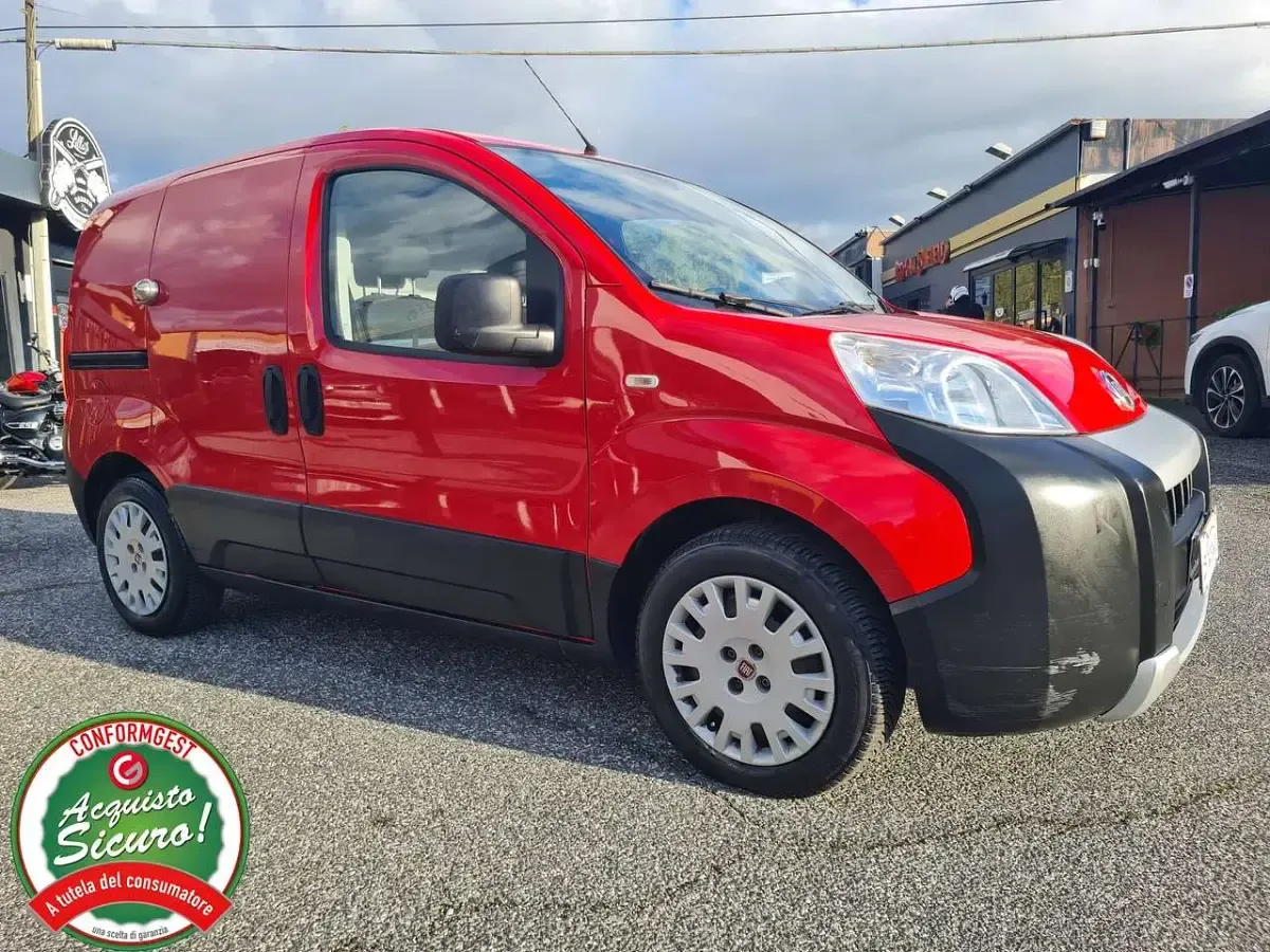 Usata Fiat Fiorino 95 CV (69 kW) 2017 Rosso Monovolume