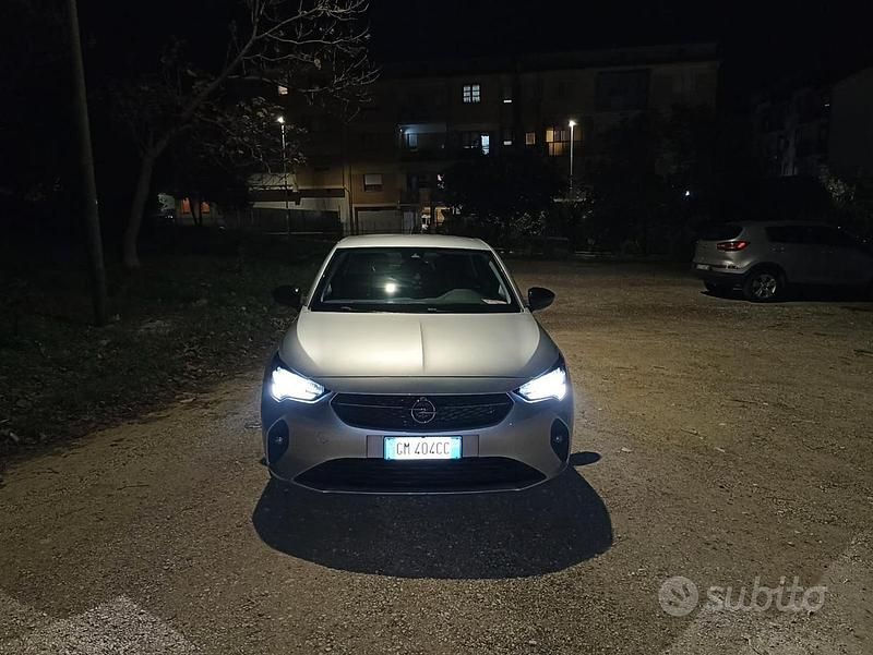 Usata Opel Corsa Elegance 101 CV (74 kW) 2023 Grigio Berlina