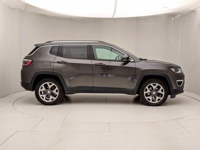 Usata Jeep Compass Limited 140 CV (102 kW) 2018 Nero SUV