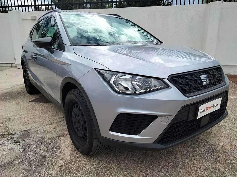 Argento Usata 2019 Seat Arona Reference SUV | 13.900 € (Buon prezzo) - Immagine 1/4