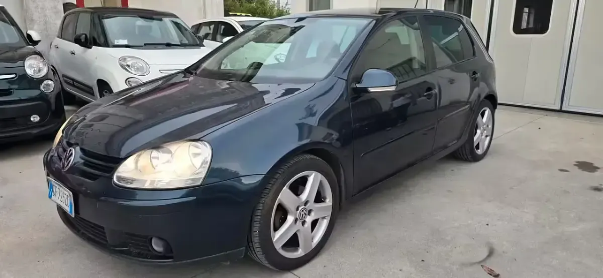 Usata VW Golf V GT 105 CV (77 kW) 2007 Grigio Berlina