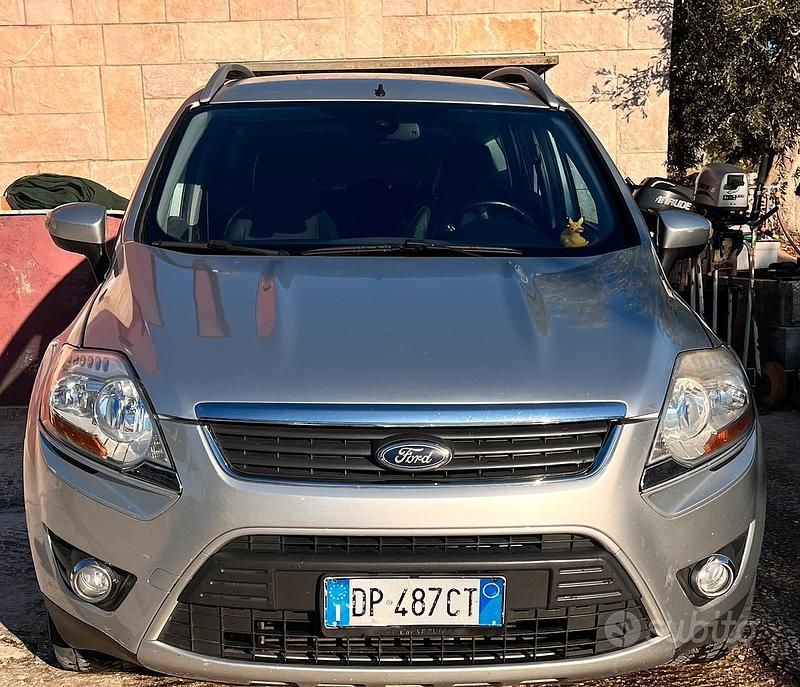 Usata Ford Kuga 140 CV (102 kW) 2008 Grigio SUV