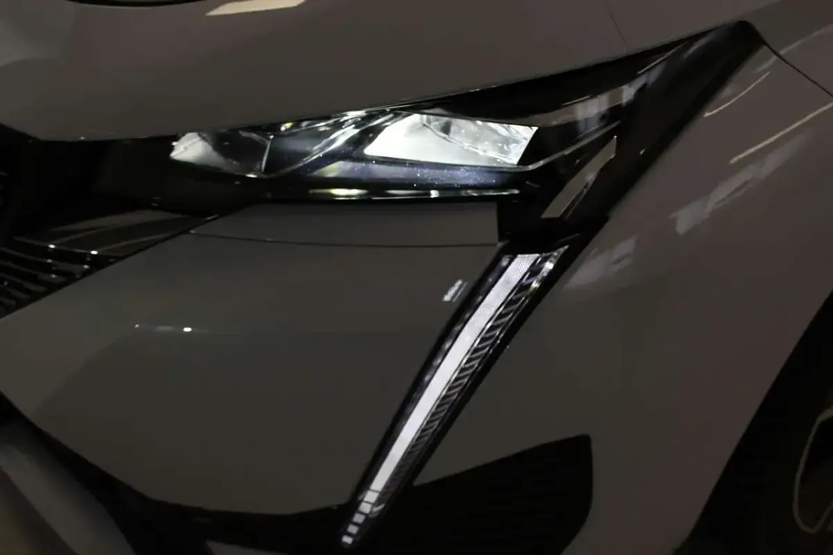 Usata Peugeot 308 SW GT 145 CV (106 kW) 2025 Bianco Station wagon