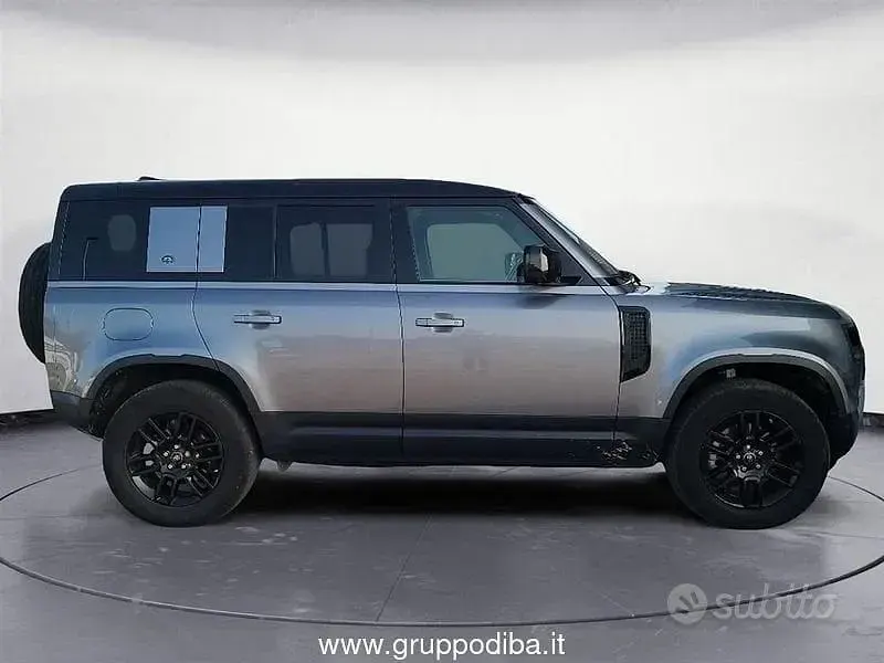 Usata Land Rover Defender 249 CV (183 kW) 2021 Nero SUV