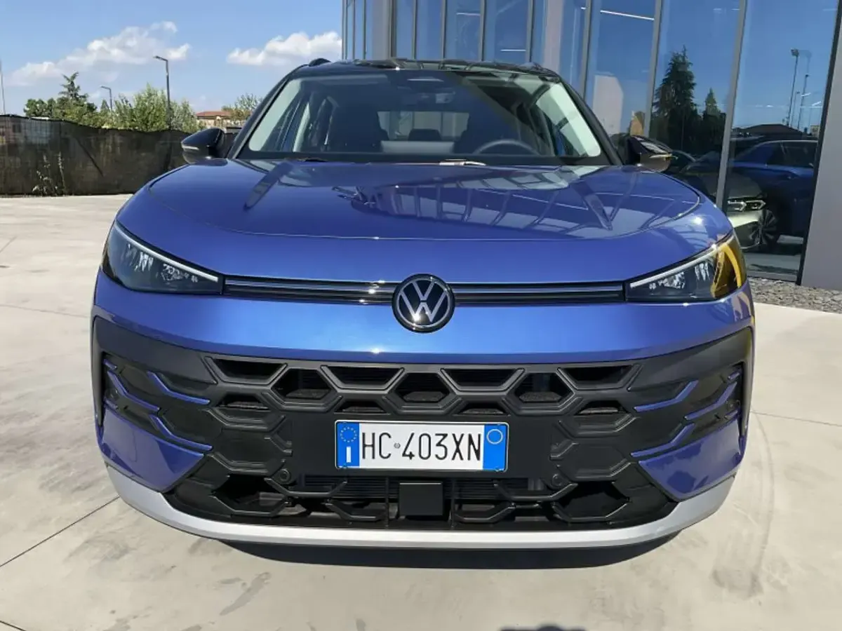 Nuova VW T-Roc Life 116 CV (85 kW) 2026 Blu/azzurro SUV