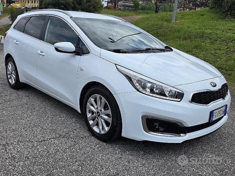 Usata Kia Ceed Sportswagon Active 110 CV (80 kW) 2018 Bianco Station wagon
