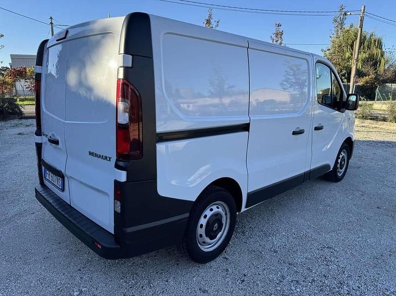 Usata Renault Trafic 121 CV (88 kW) 2018 Bianco Monovolume