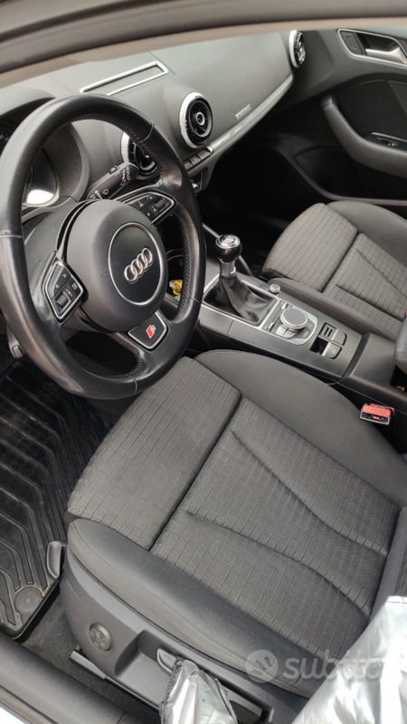 Usata Audi A3 2015 Grigio Berlina