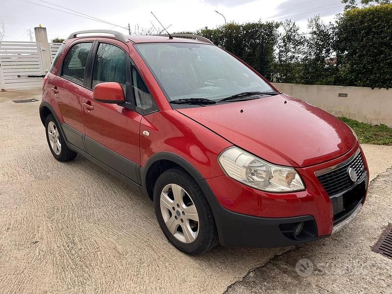 Usata Fiat Sedici Dynamic 120 CV (88 kW) 2009 Arancione SUV