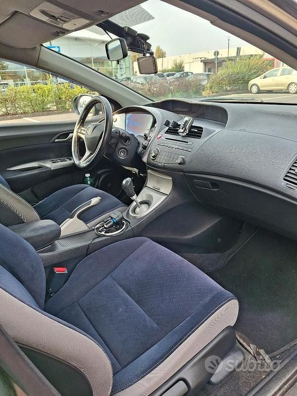 Usata Honda Civic 2009 Grigio Berlina