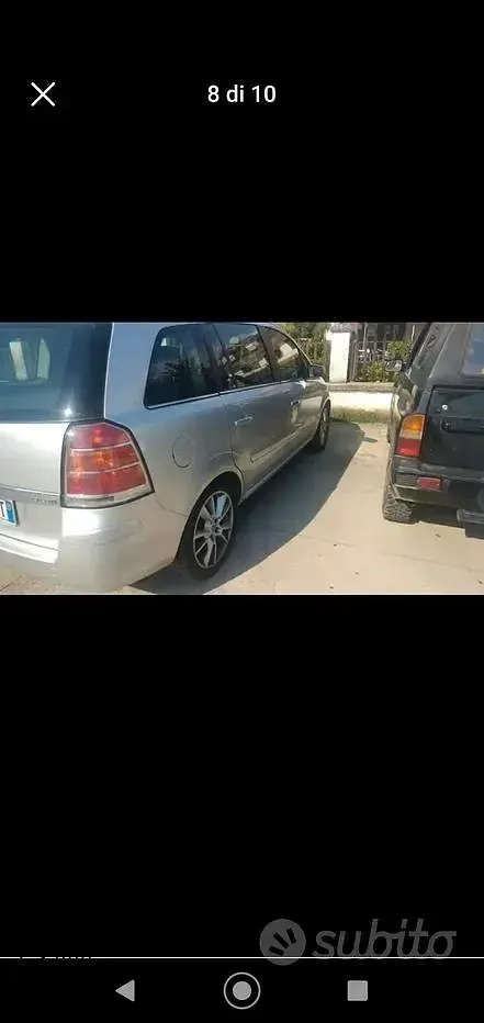 Usata Opel Zafira Cosmo 150 CV (110 kW) 2005 Monovolume