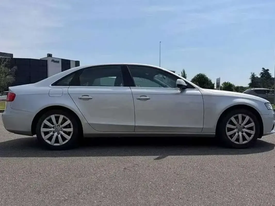 Usata Audi A4 Ambiente 120 CV (88 kW) 2013 Grigio Berlina