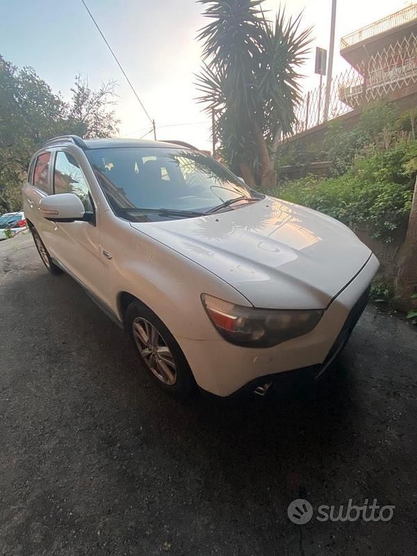 Usata Mitsubishi ASX 150 CV (110 kW) 2011 Bianco SUV