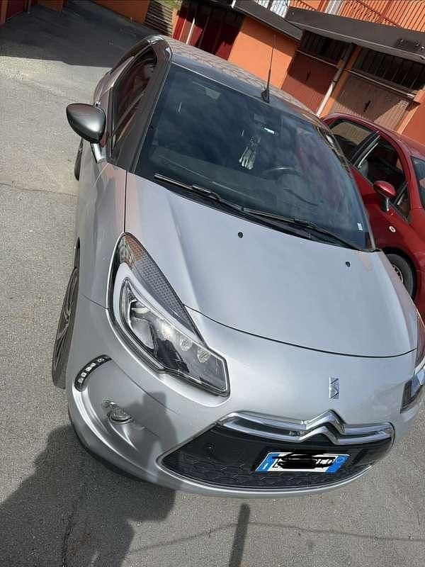 Usata Citroën DS3 Cabriolet 120 CV (88 kW) 2015 Grigio Cabrio