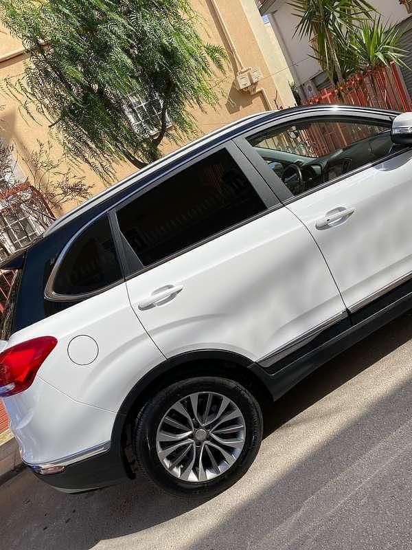 Usata DR DR6 150 CV (110 kW) 2020 Bianco SUV