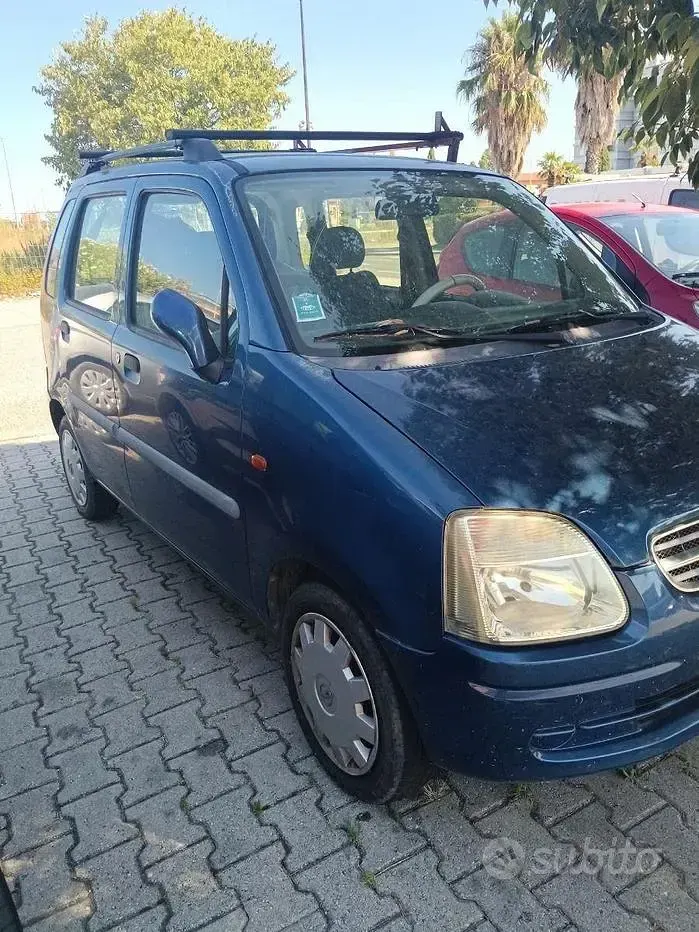 Usata Opel Agila 58 CV (42 kW) 2003 Bluazzurro Monovolume